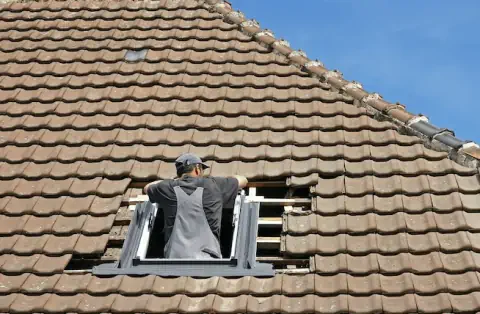 Pose de velux - Saint-Mayeux